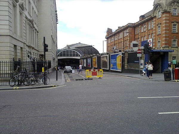 046-Paddington Station entrance